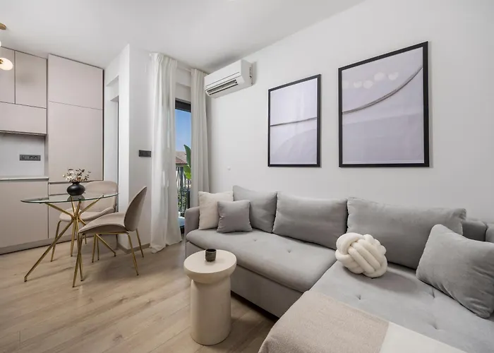 The Velvet Apartman *
